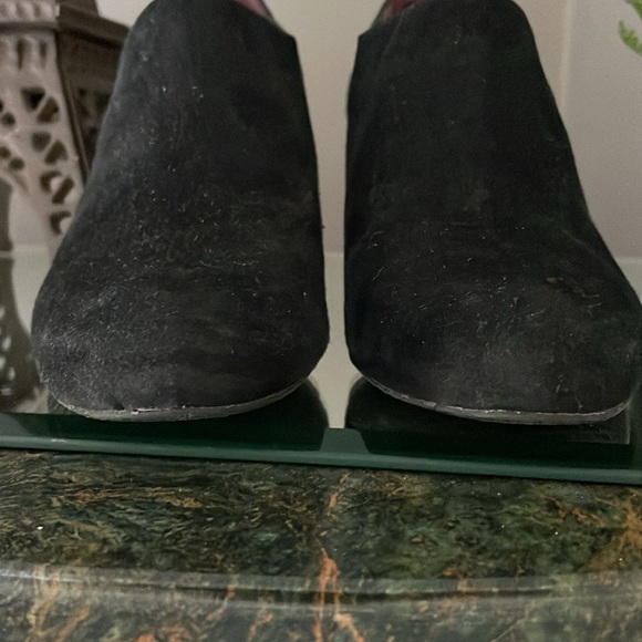 Stuart Weizman size 36 Black Suede Bootie - Picture 6 of 10